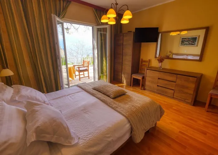 Helena2 Mit Blick Auf Wasser By Interhome Mlini